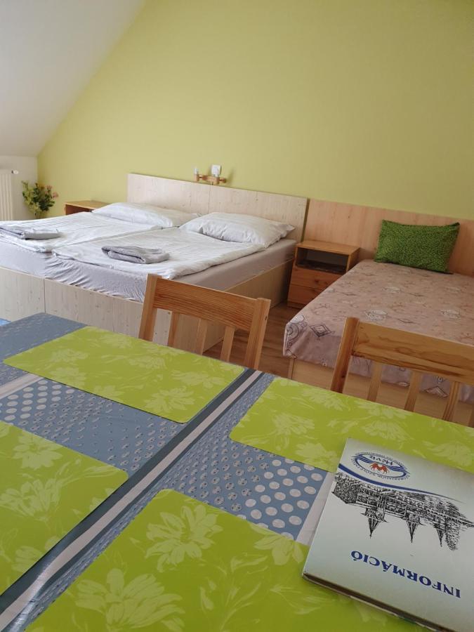 Laguna Apartmanház Heviz Exterior foto