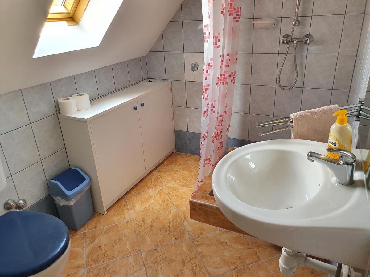 Laguna Apartmanház Heviz Exterior foto