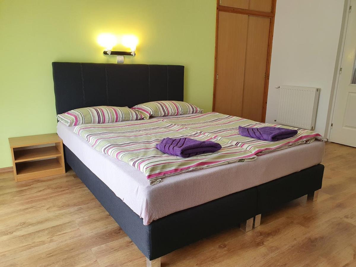 Laguna Apartmanház Heviz Exterior foto