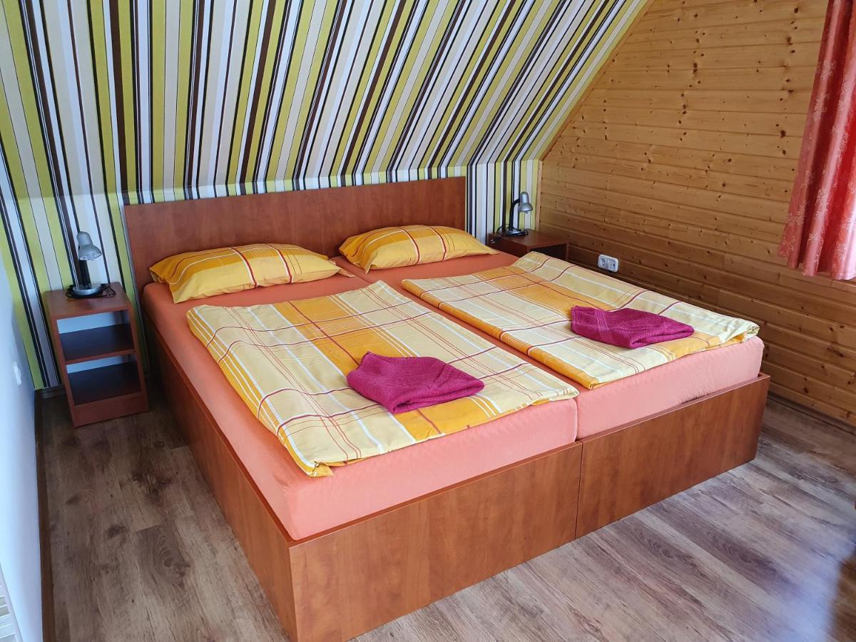 Laguna Apartmanház Heviz Exterior foto