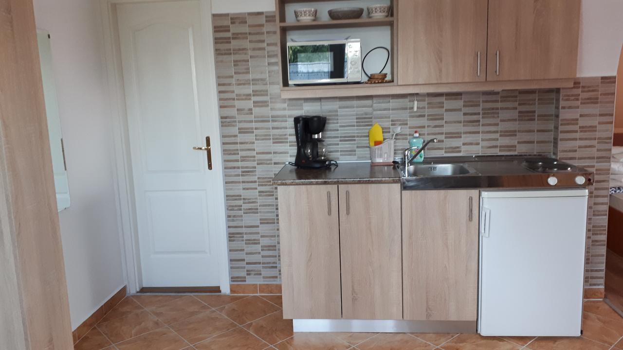 Laguna Apartmanház Heviz Exterior foto